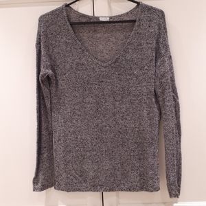 V-neck grey top with side slits - XS/S
